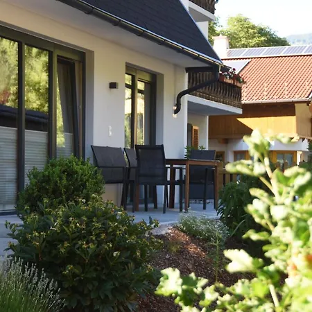Apart Caecilia Ried im Oberinntal Exterior photo
